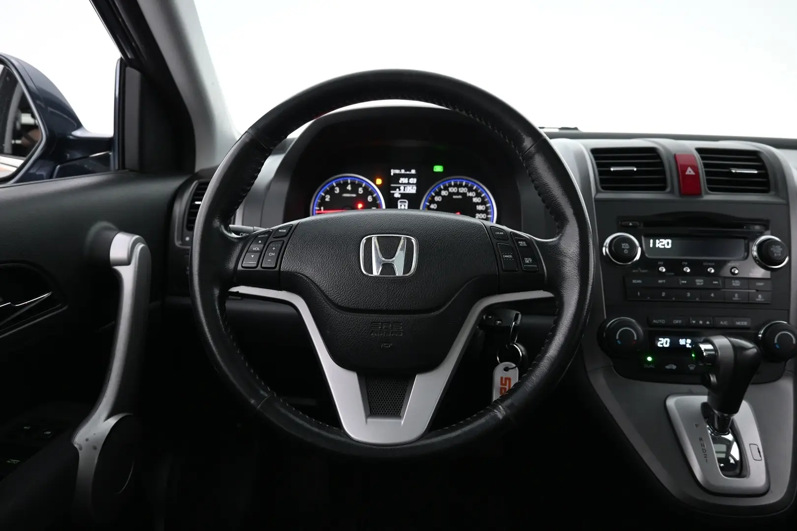Car Image - 6kvajJZLXtiHZnLp3iJylT