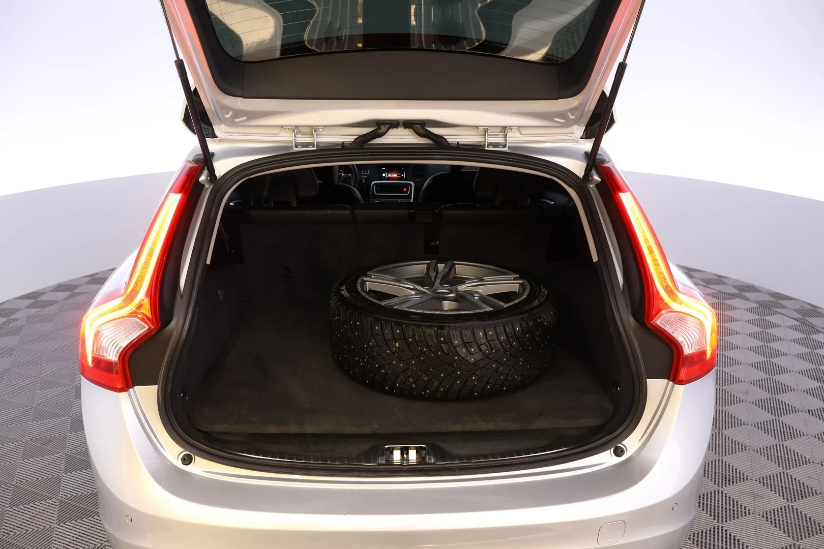 Car Image - PsKU9Ht7VsGdEGLnyLo62
