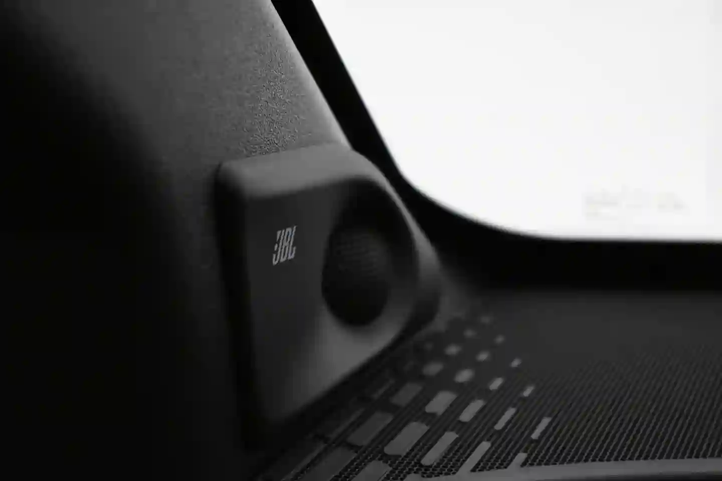 Car Image - 7vFtIUBLPNm46zl6iLtAhk