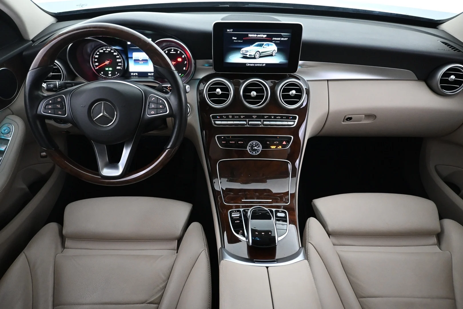 Car Image - 6cw62LnKHj7q0dgMBBwmOS