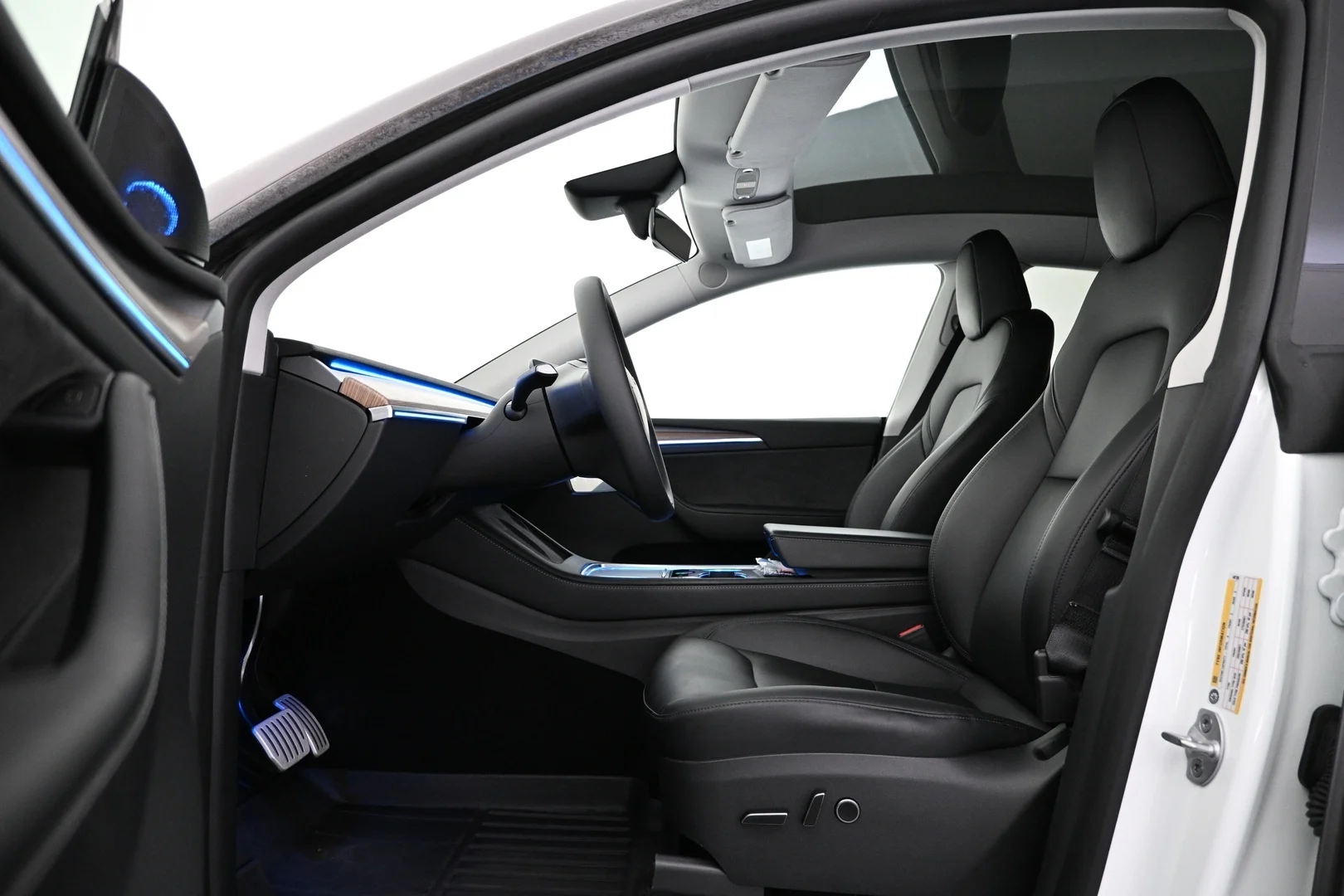 Car Image - 6itum8apPdQaitWlPEdFVo