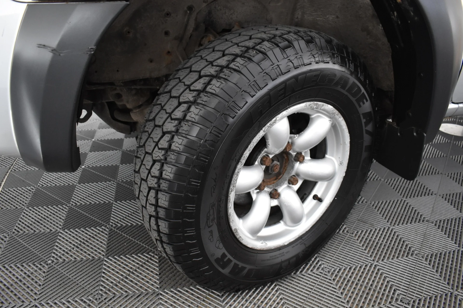 Car Image - 4HxB7aQaPrg47AUp90B8Mo