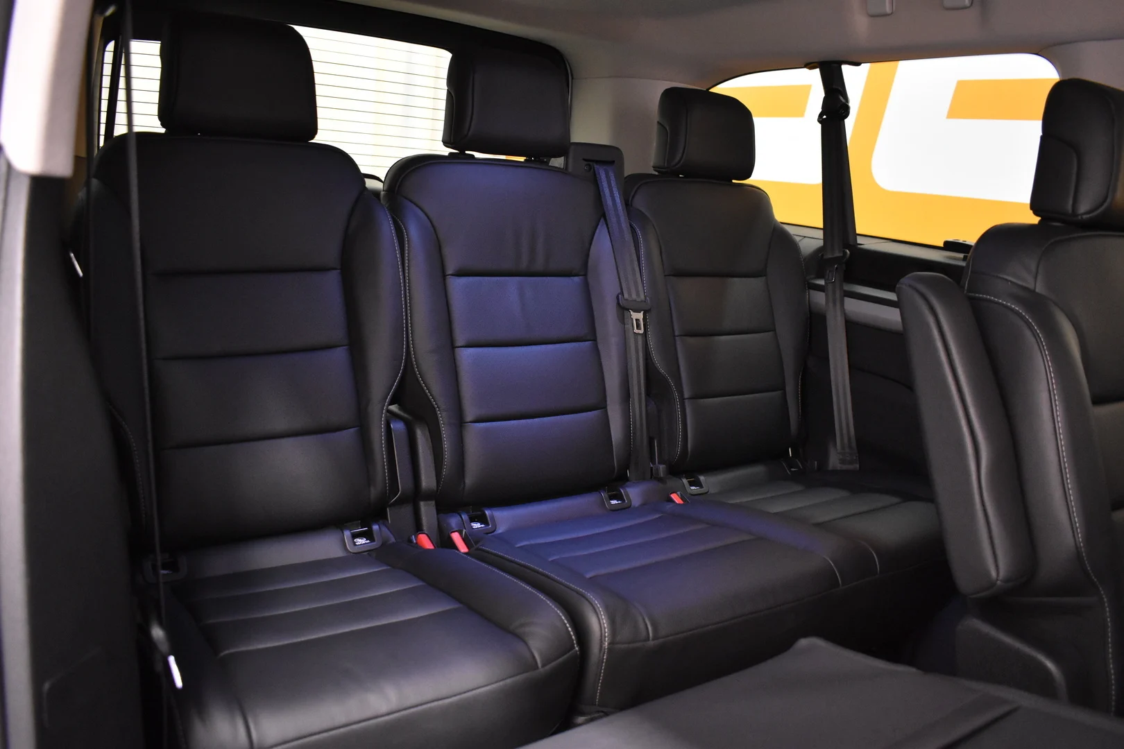 Car Image - 6HnNqyu5J5Dz7bgOiF0ZzJ