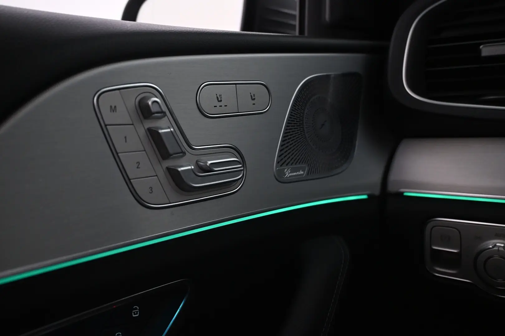 Car Image - 4tyZcVZzH3SO4CIWA78HQM