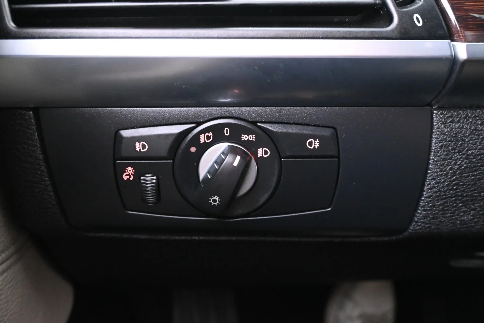 Car Image - 1g0Fh21ryyzrgvfpmluk7K