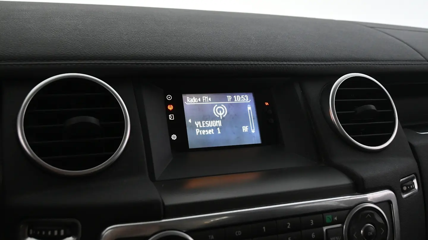 Car Image - 7uQI9fxLol23hClxZmK2sv