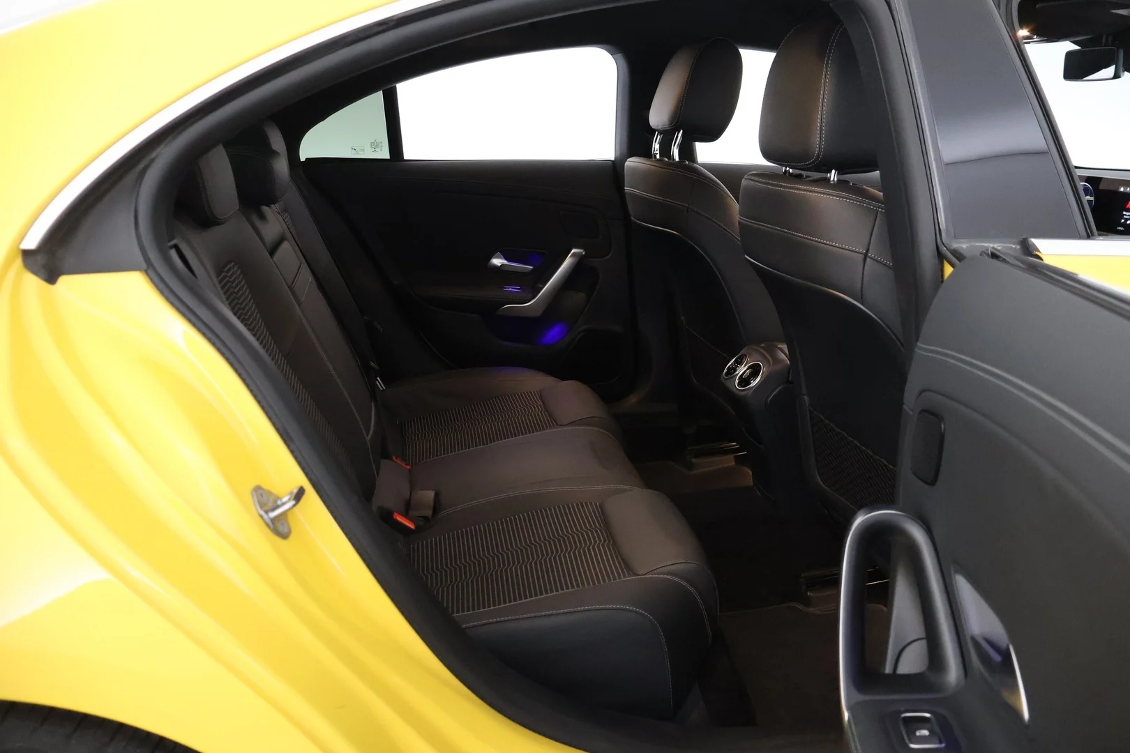Car Image - 5d8V1sNlqx2HomBnT1xPdm