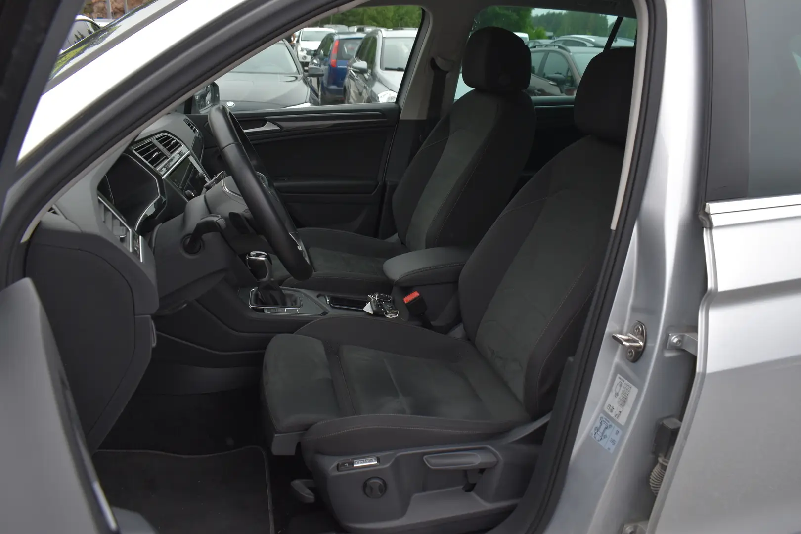 Car Image - 63ZOf69UNZl2ds5WPPQYP2