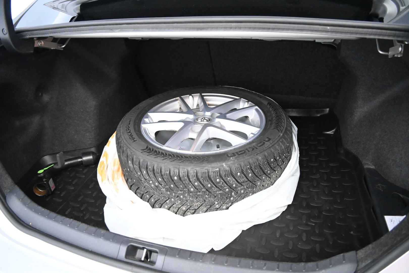 Car Image - 6Wfch5KUPoNwFx6y0rKrYb