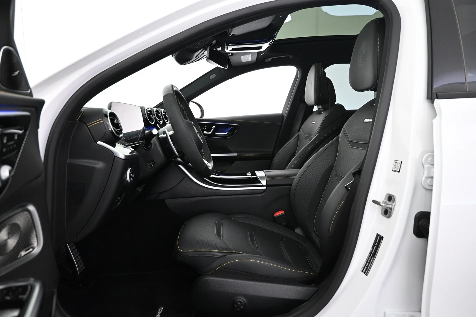 Car Image - 93nlnvf1rm2znc84w357F