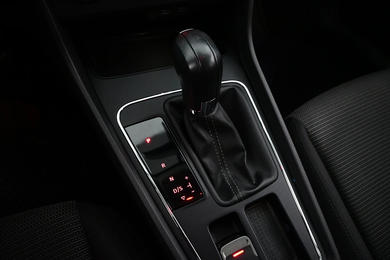Car Image - 17tF6SxMc5lR0NrBCLfHqv