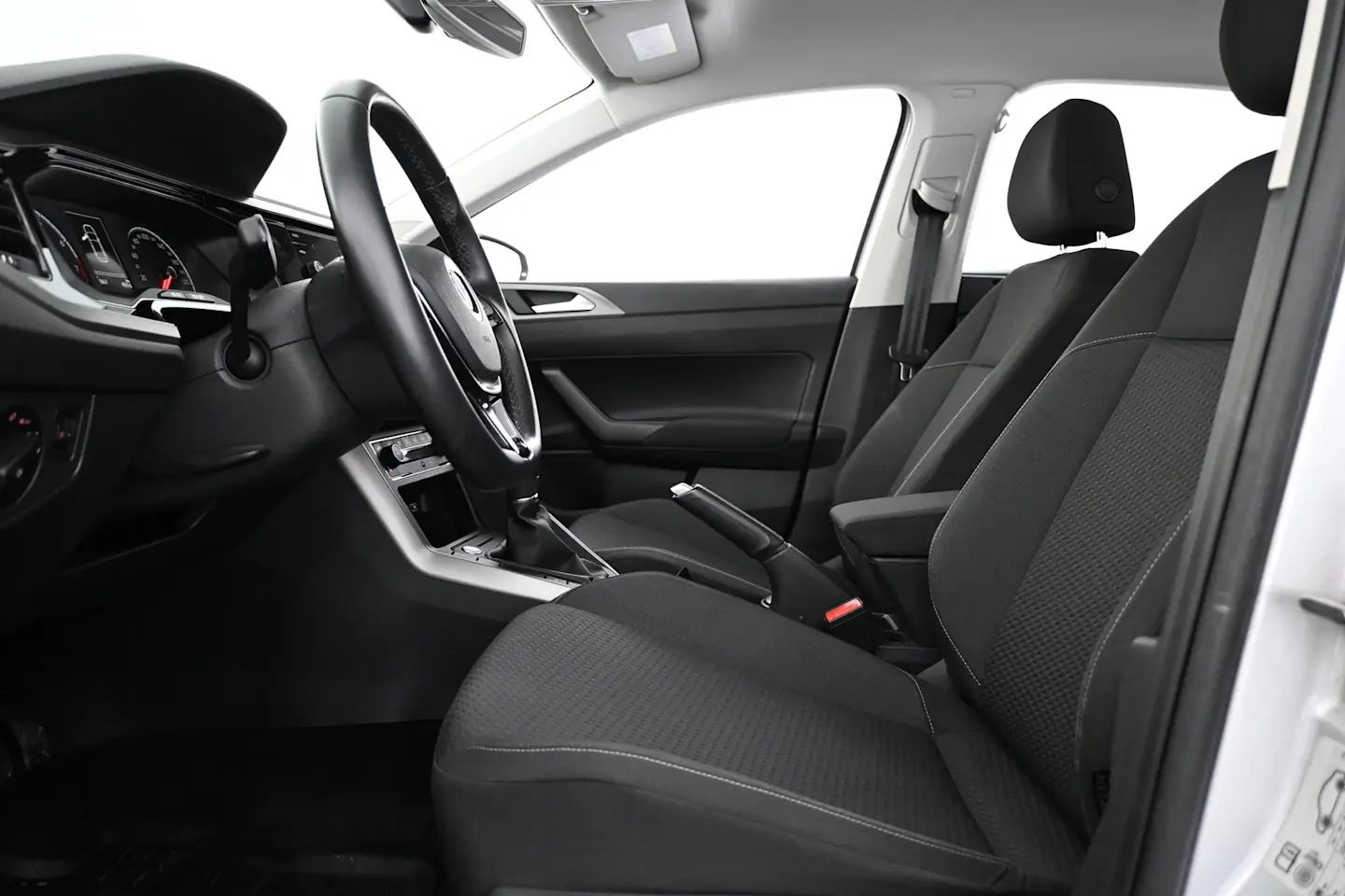 Car Image - 5LG4nS386cEfgvbYPtTG3j