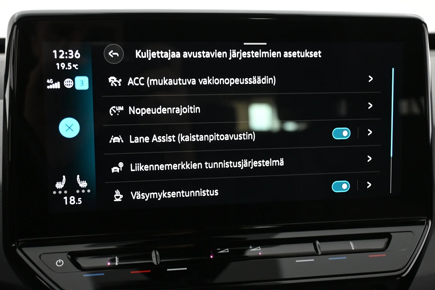 Car Image - 7jUdyjRSLNoIRsnb8bpD1b