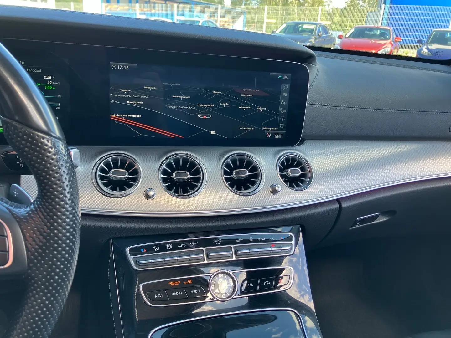Car Image - 4N6BhU8ahzxI09MTIzBx4S