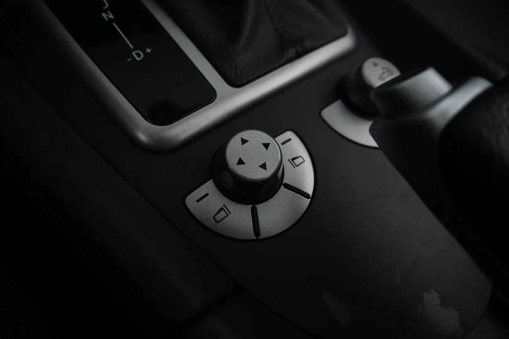 Car Image - PENoQeDSoO0Md1p0c56db
