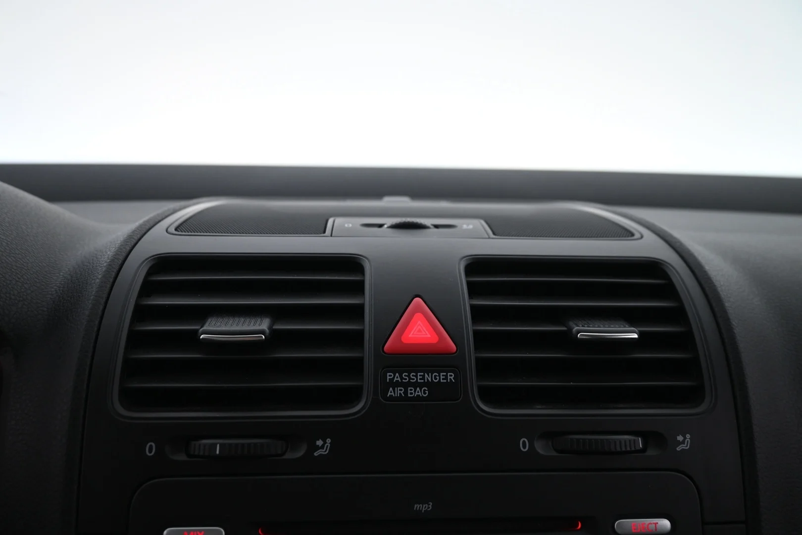 Car Image - 7lxn6QdnNDs6wZlo2qVucM