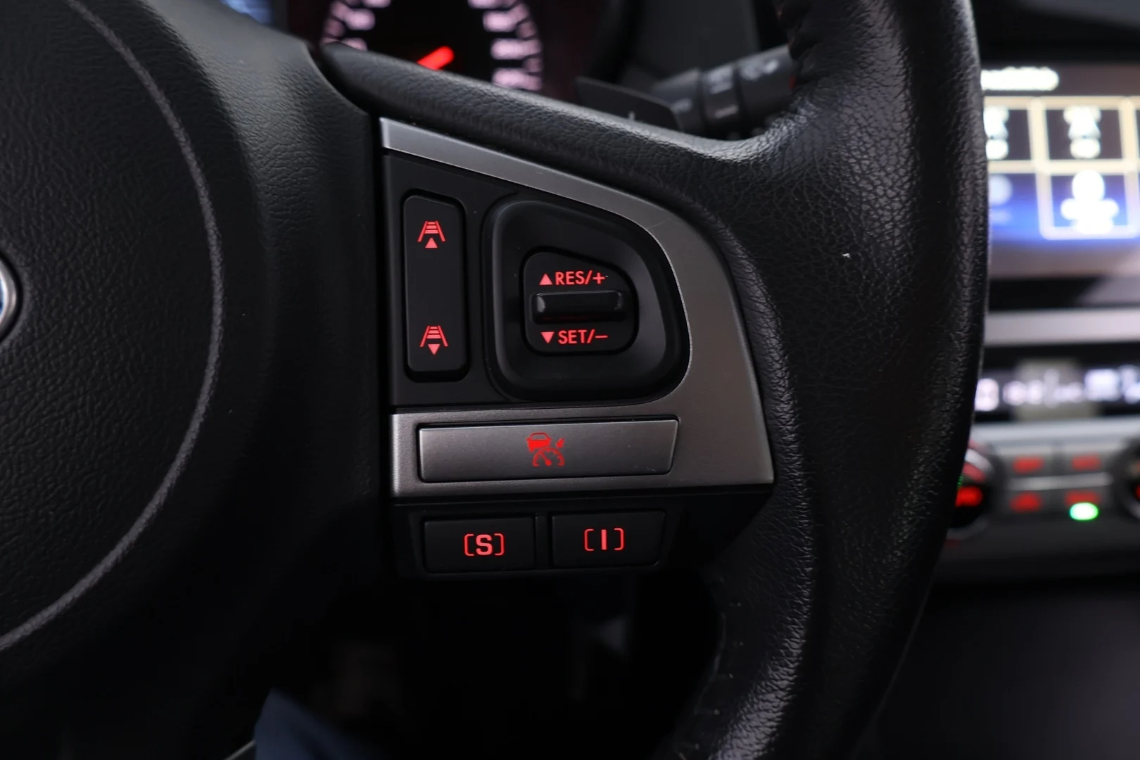 Car Image - 3BU9bbhRXX4cNRlwQU2FWG