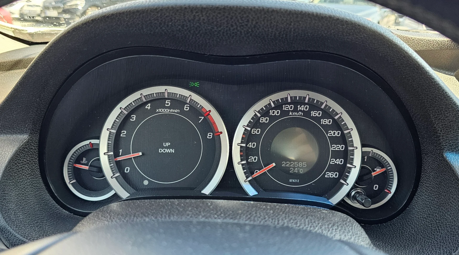 Car Image - 6G0pGavSd8UGtYqEqG8gr2