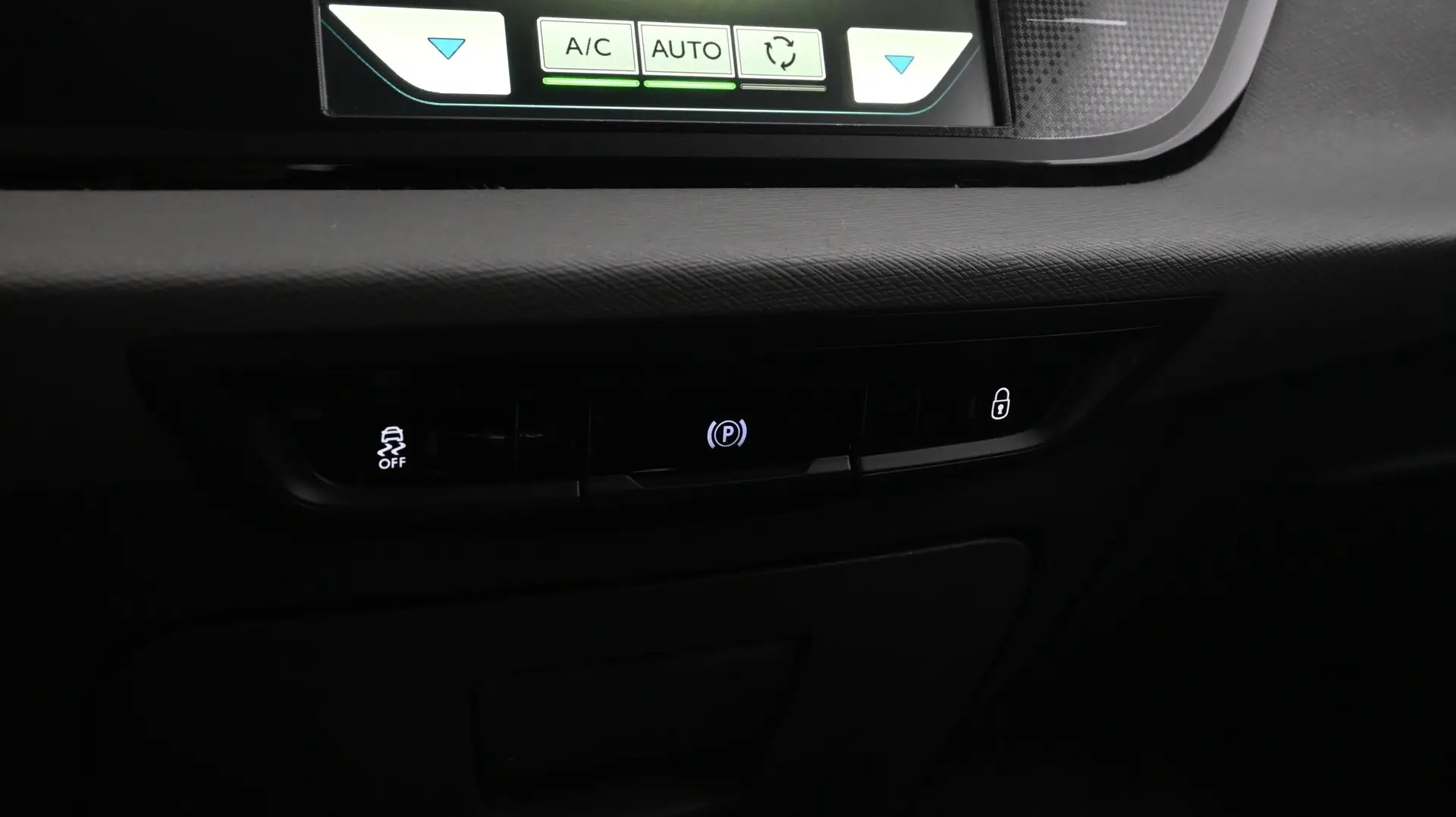 Car Image - 3fS07F8cFHowu1L16V4gPC