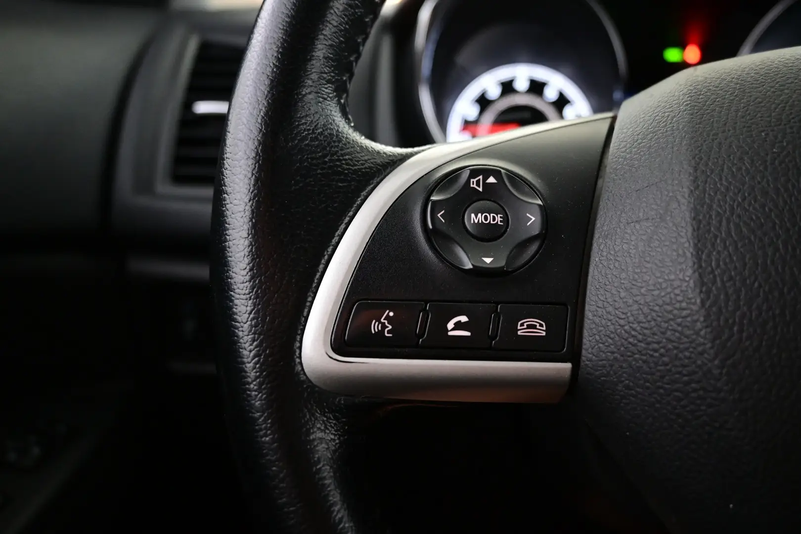 Car Image - 6vQM9PykTyJm3QMXMQooJk