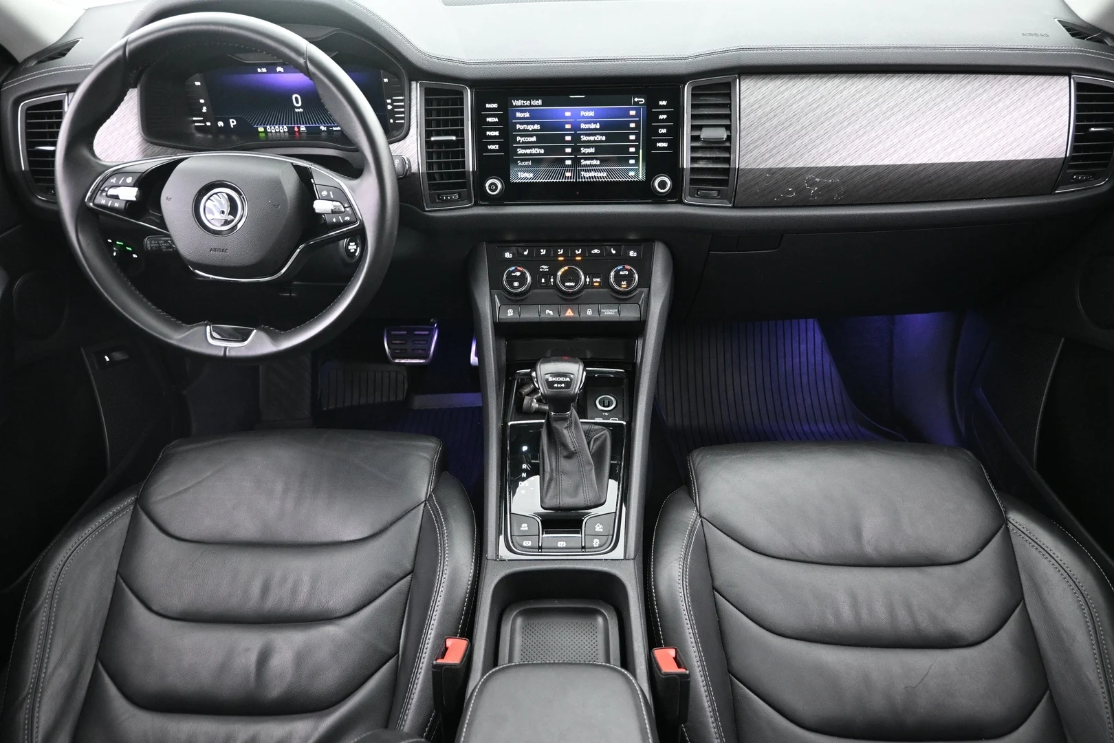 Car Image - 6RF4fCEvkqcFk2j6rrs0E1