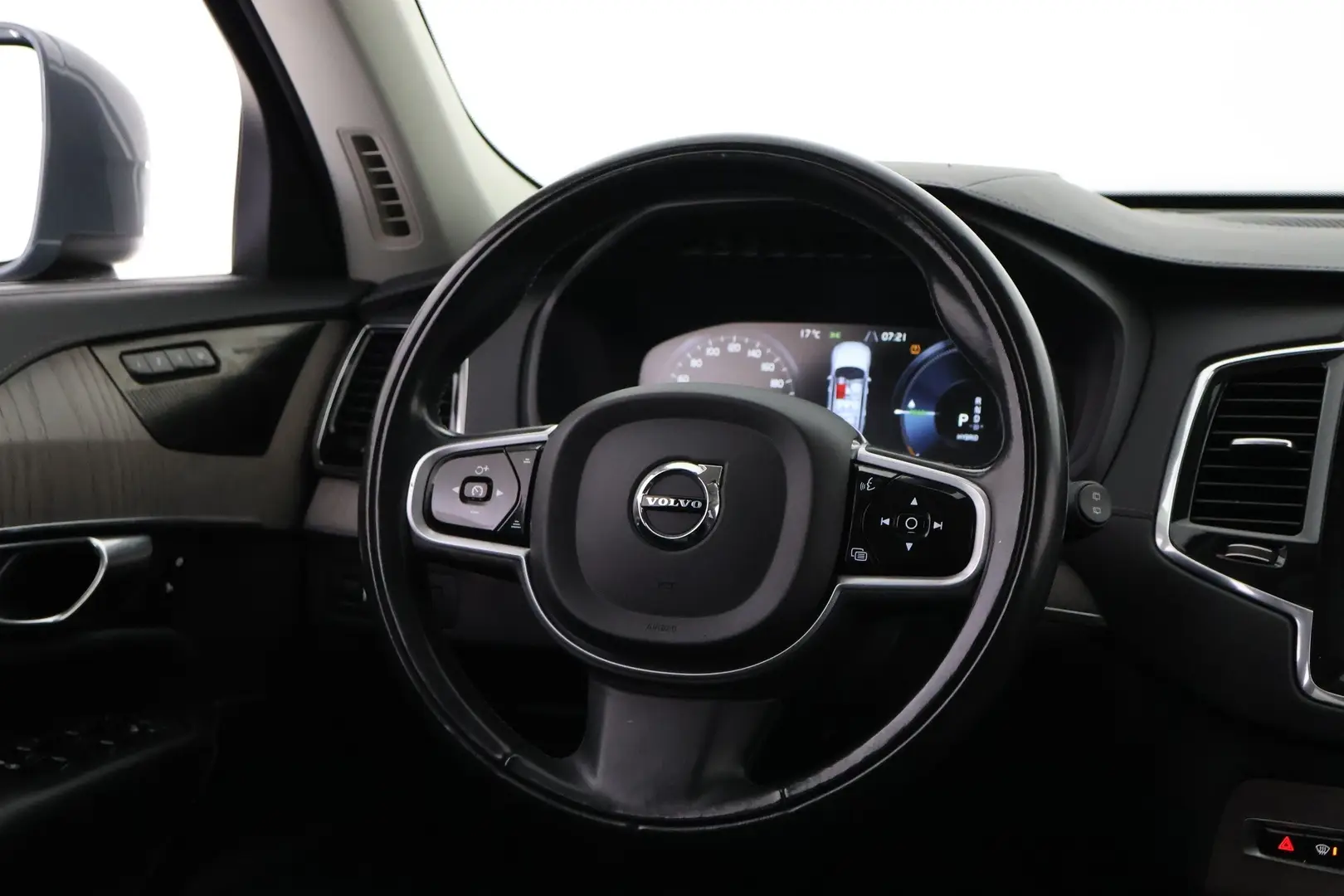 Car Image - 1J3sEf9jaHbTrlRXdY0X1P