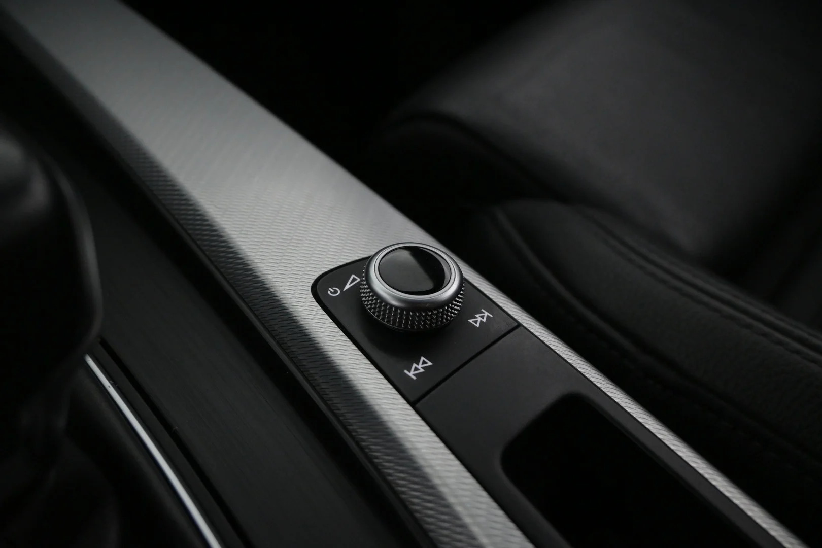 Car Image - 5MJc3RFIrRLsPRkhe3HJP3