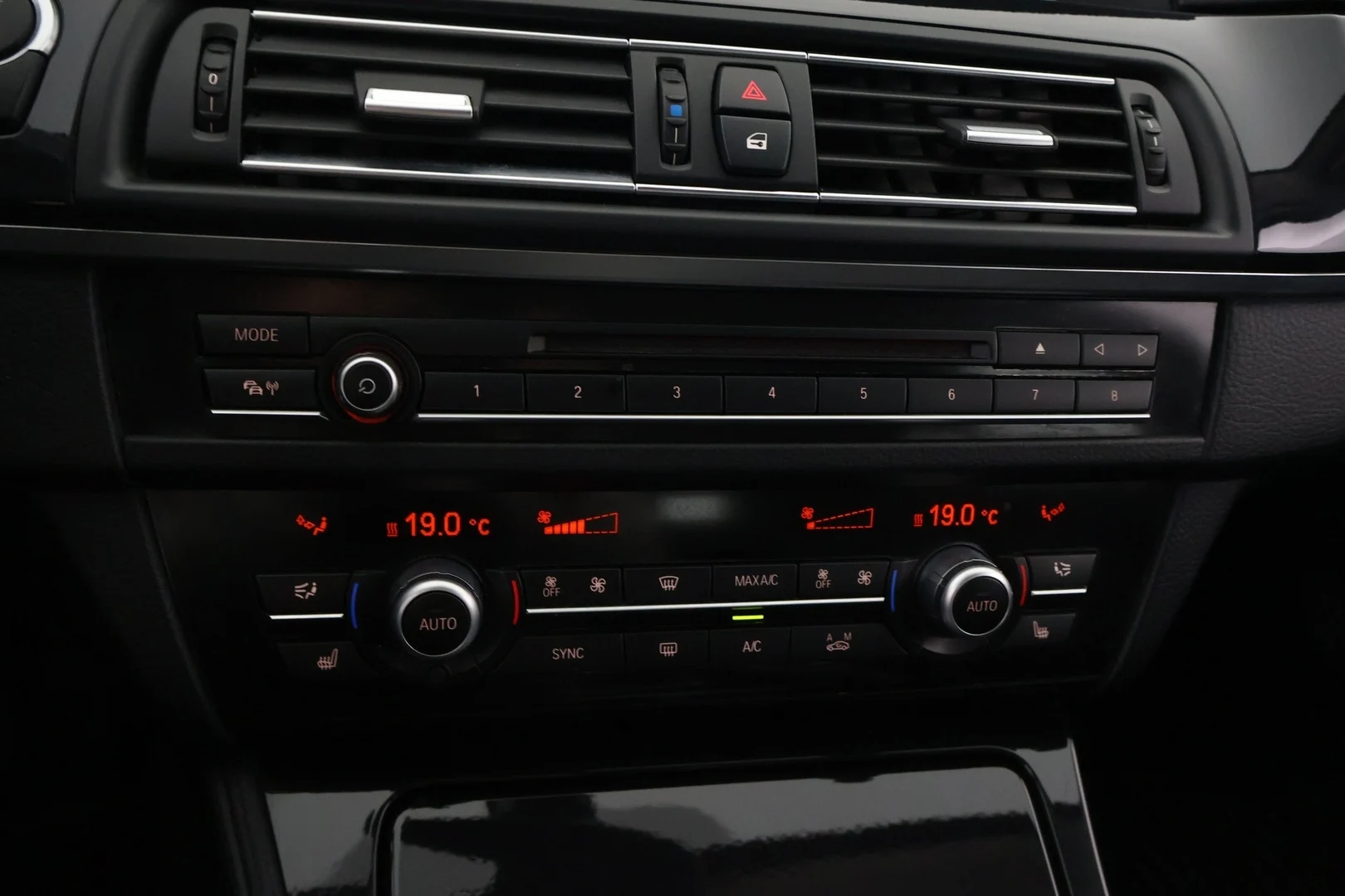 Car Image - pTWuLHqd9EFqYKE0zgRhx