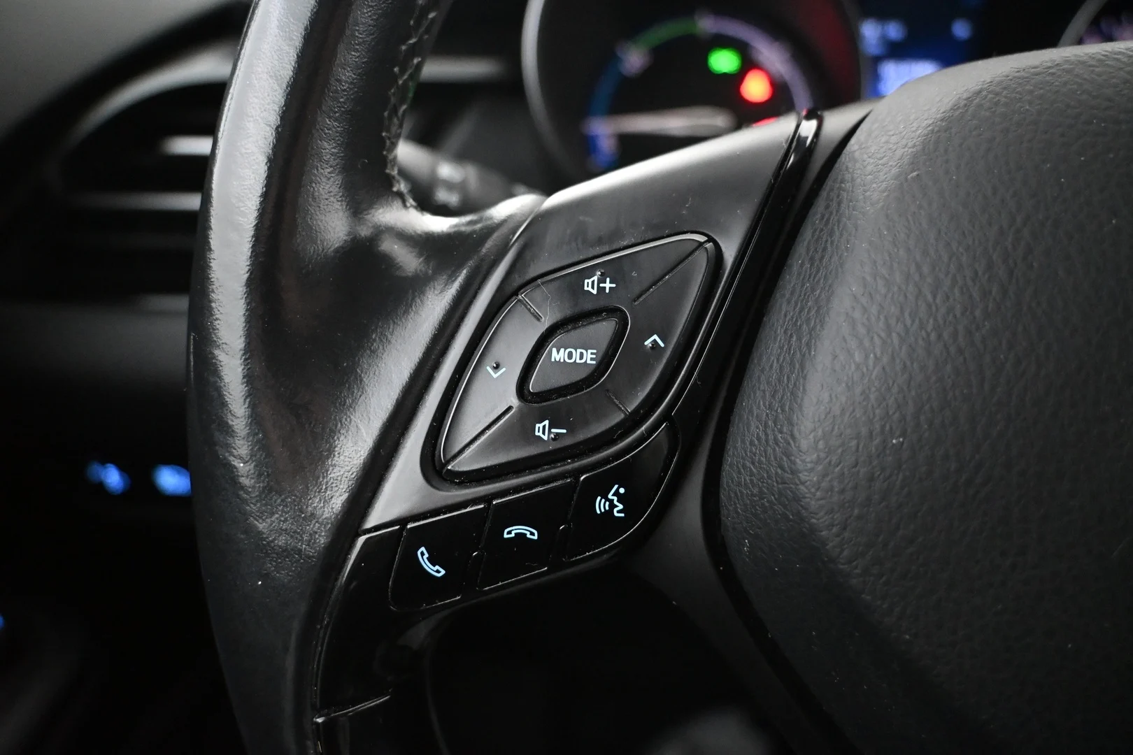 Car Image - 5CCeuFcXrJFmmsVQ6Tfz1x