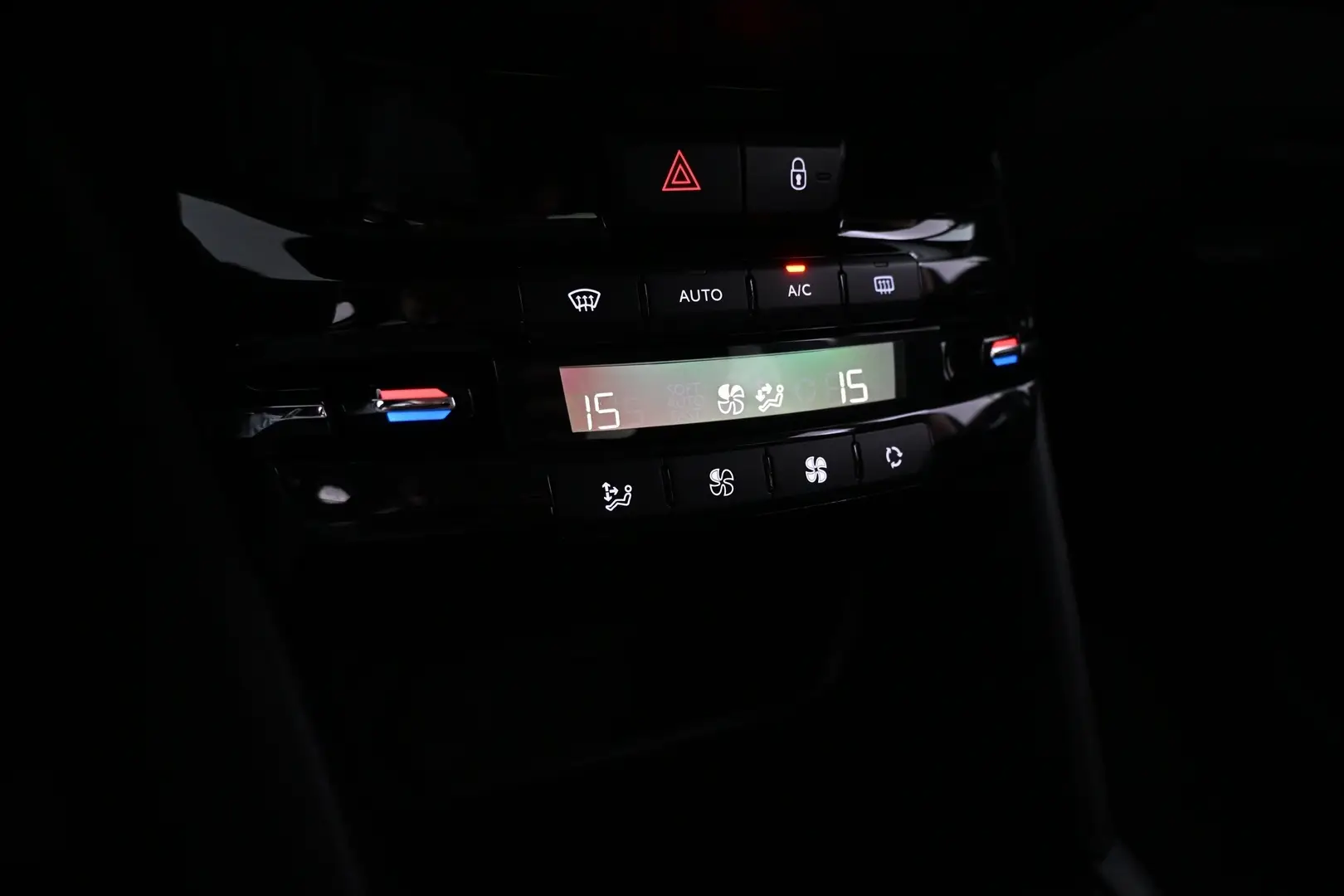 Car Image - 6khP1Ru71VbpIbLJ4Sx04C