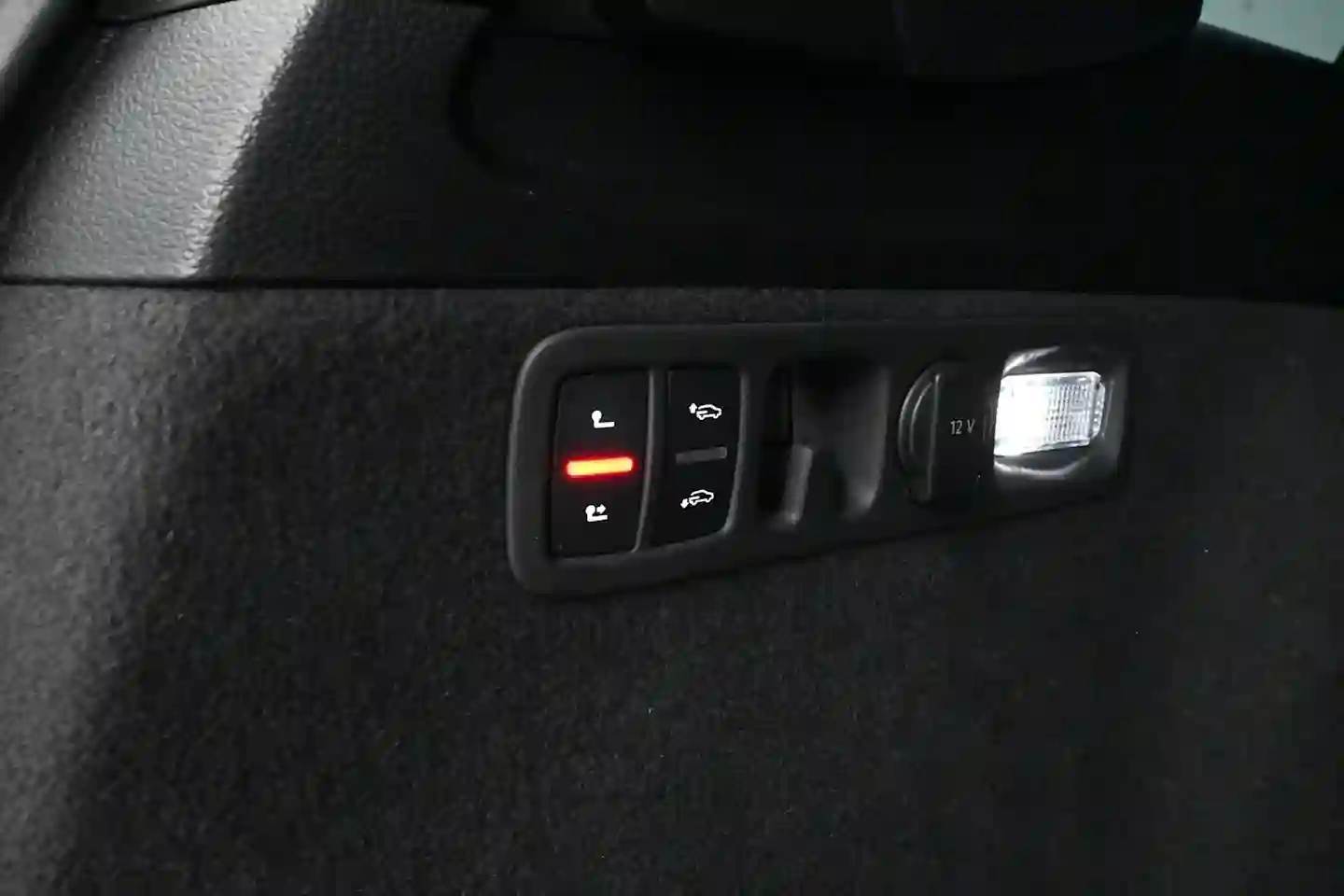 Car Image - 5NtqHOEUfpiUMa9xpOzx5c