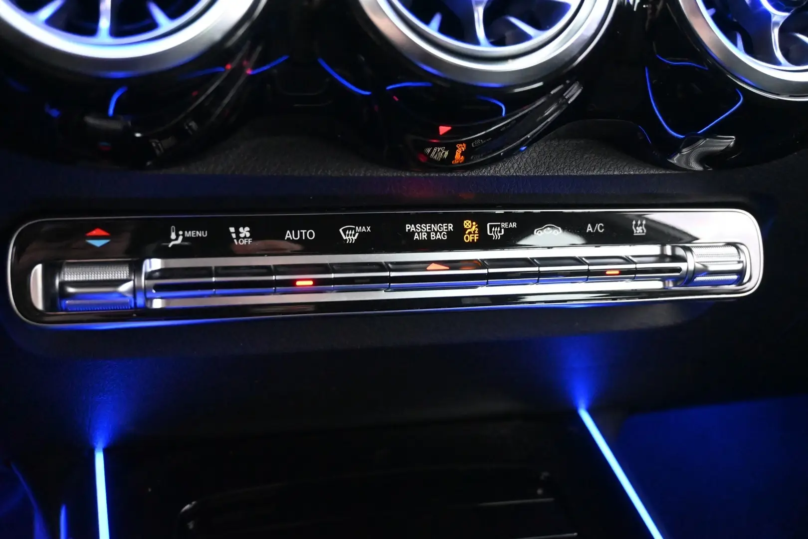 Car Image - 7dLwomVxKgWDoRnNYMl71P