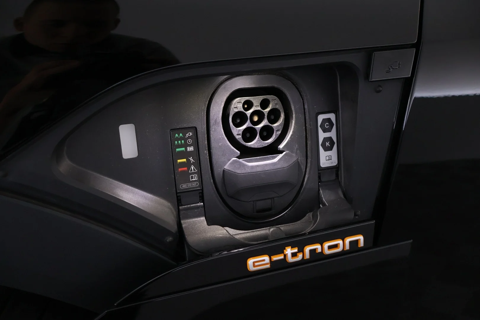 Car Image - 2iGQGq4I2uFdeTAfPJseSB