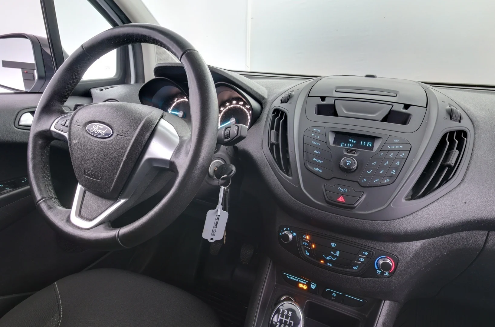 Car Image - 6KxalyBItlSAPLTdNklIiP