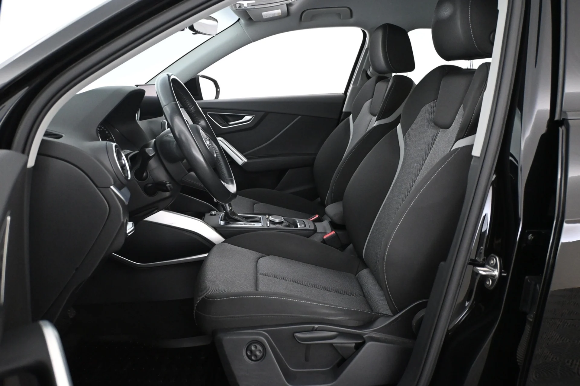 Car Image - 6GkEv5wvJemnhSY3cRl5wx