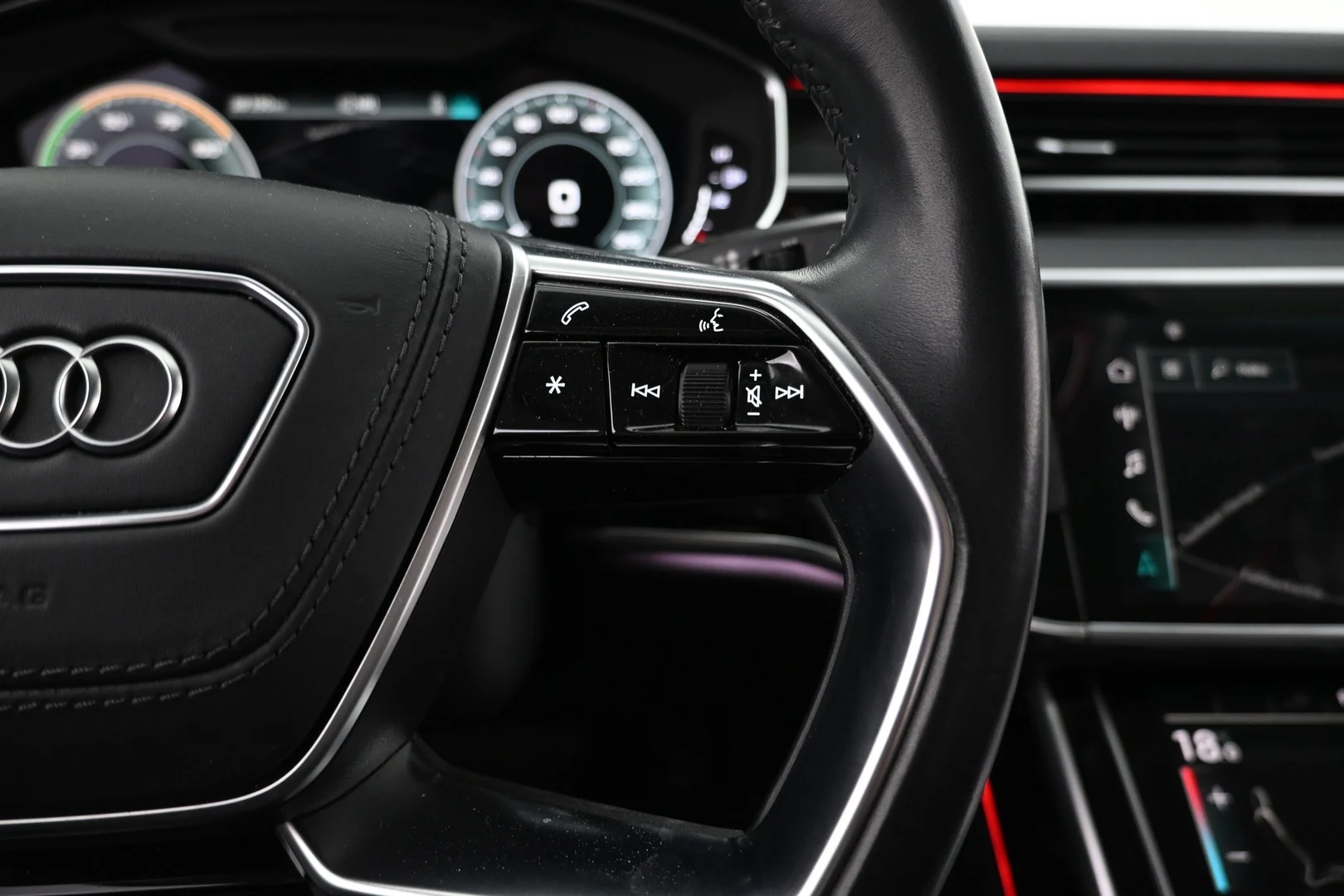 Car Image - 7joLyc9zKGNvxM91PhJe9m