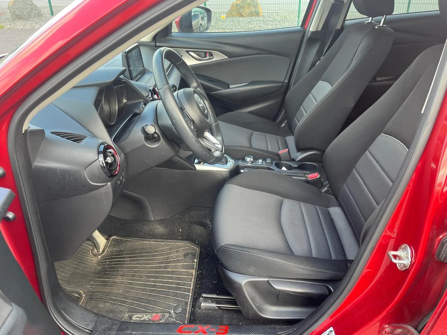 Car Image - 2HV6fYu6Z1OGmW7WlJizxV