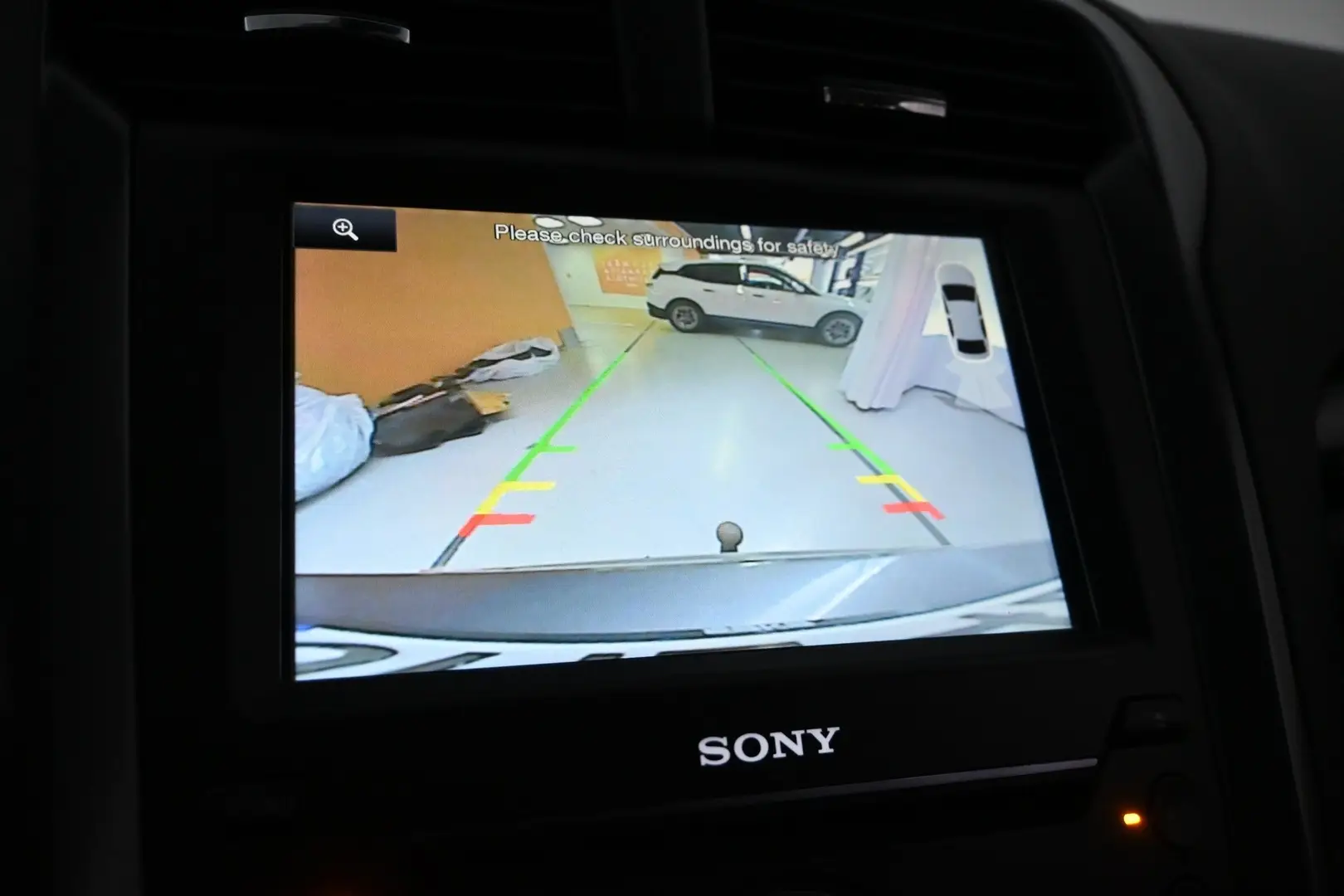 Car Image - 7v3cQCbgGuTOZDoU31qJby