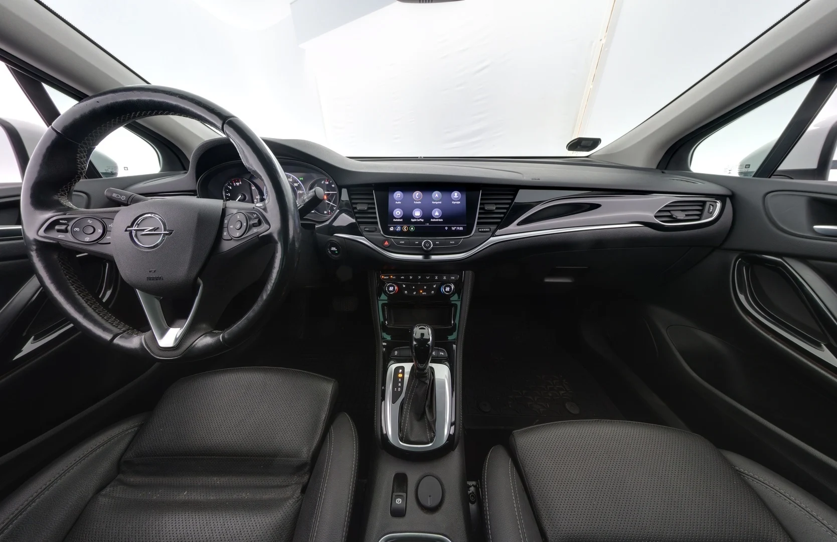 Car Image - 4e2V9XNGk8qTuFoMZzAnIM