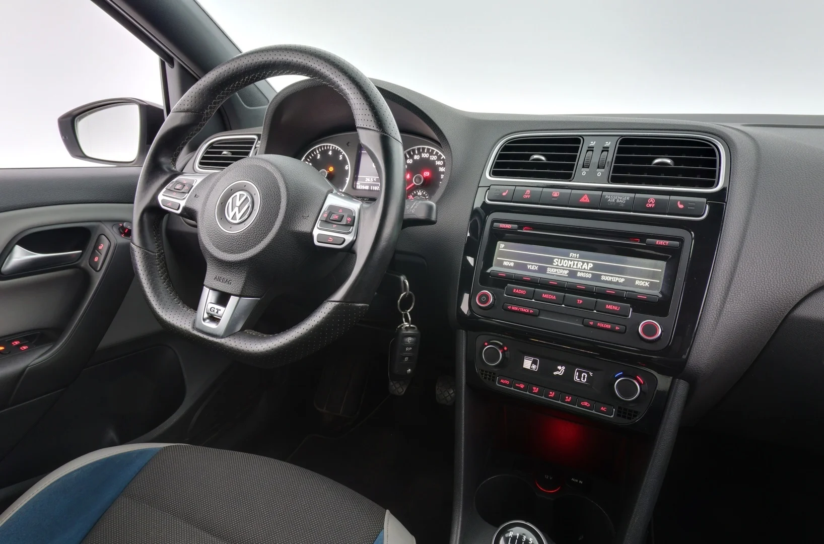 Car Image - 7DmUccrRgoLY32uGaYodFj