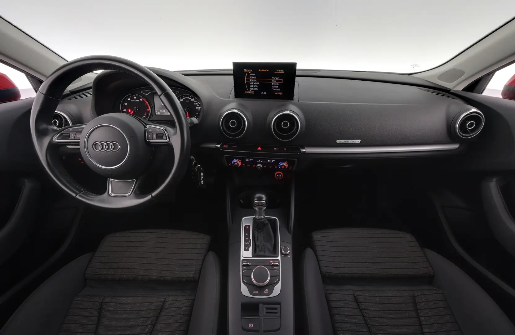 Car Image - W2nxGH5pTogrAjWDQwX2O