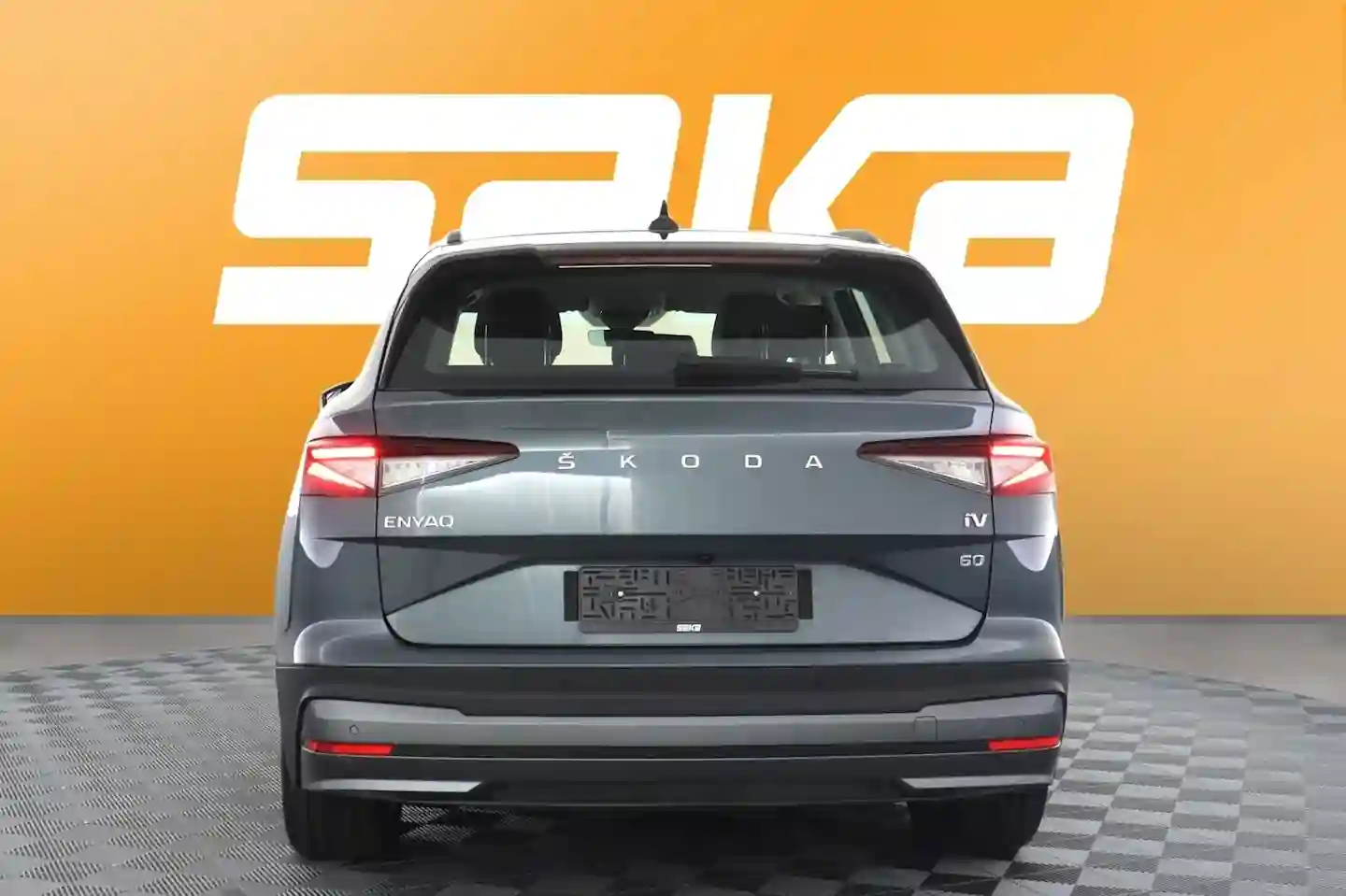 Car Image - 5xnCBnUjjXf2VUtVNMZV9M