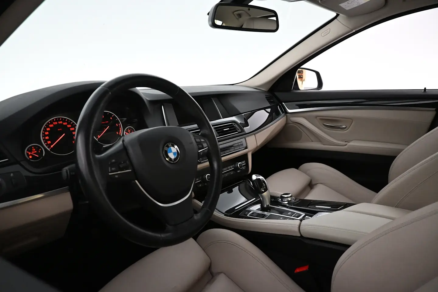 Car Image - 2pIdBi61X9WtlPhzg7fHk8