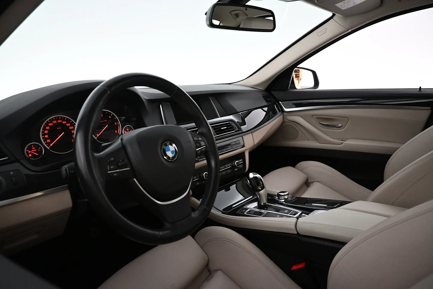 Car Image - 2pIdBi61X9WtlPhzg7fHk8