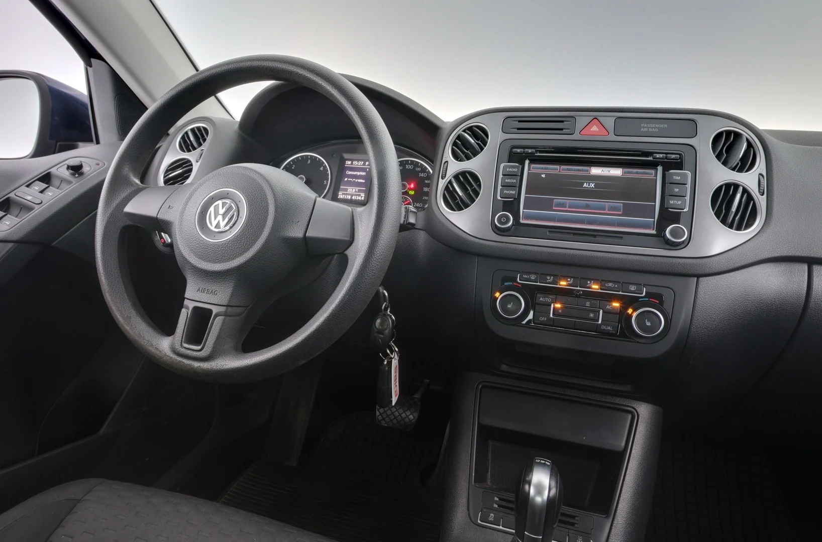 Car Image - 1Uczb3ZkNqk2Nz5cW8LJXt