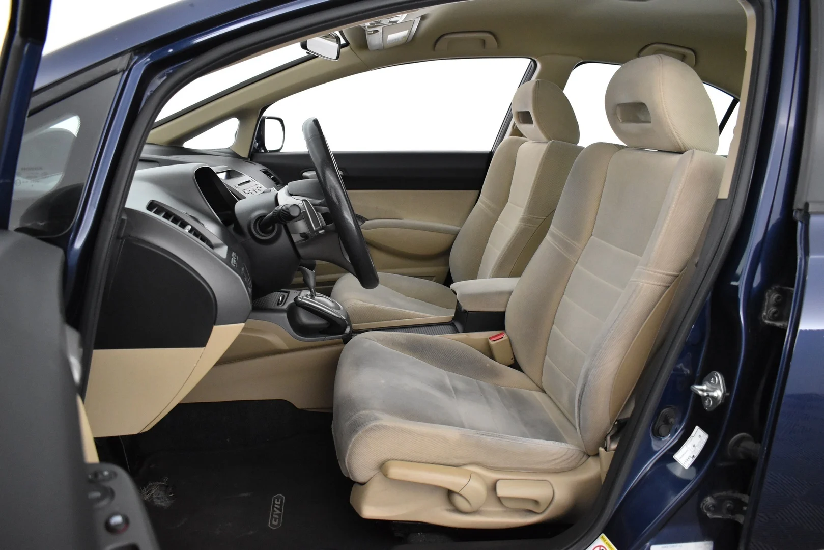 Car Image - 22hh8Q09aBfeuxuOMq2R0L