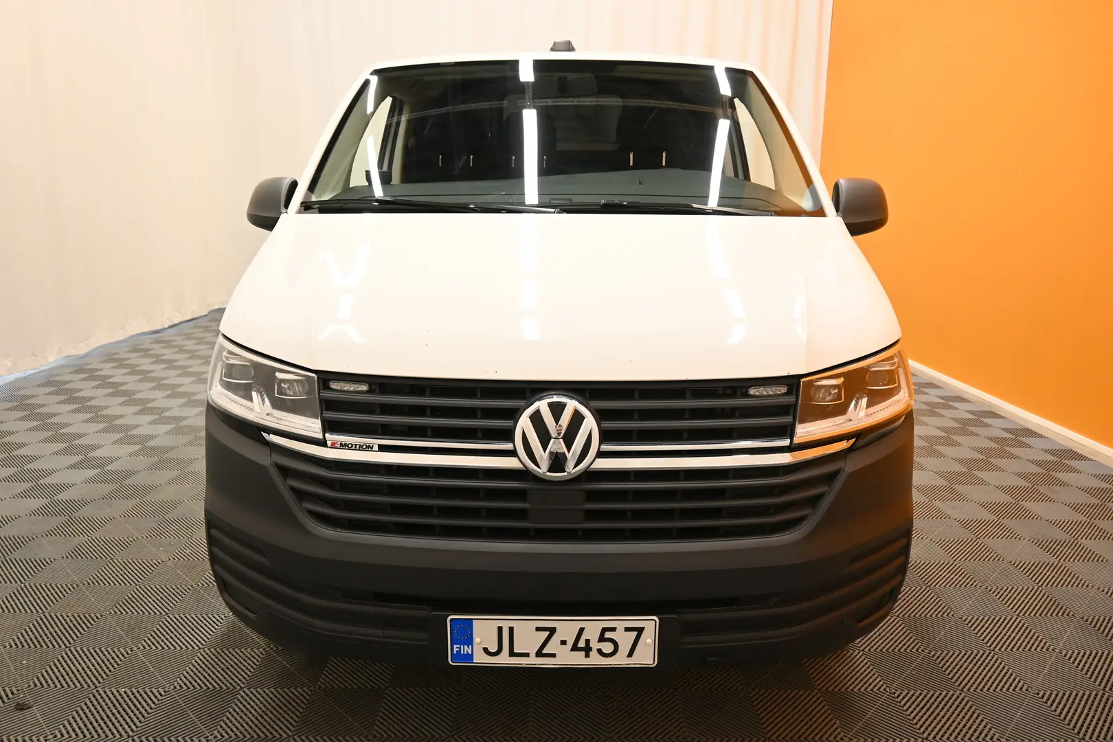 Car Image - 5hA3pa2EonaRMj9FIHOBeW