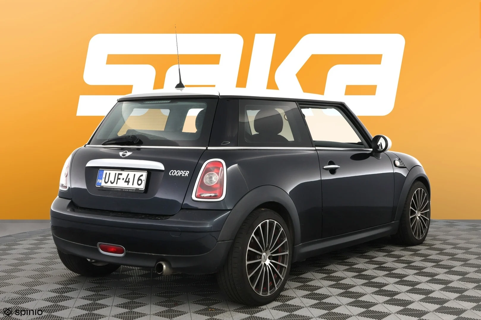 Car Image - v7Va5dkQ0oZDKWGylB9UV