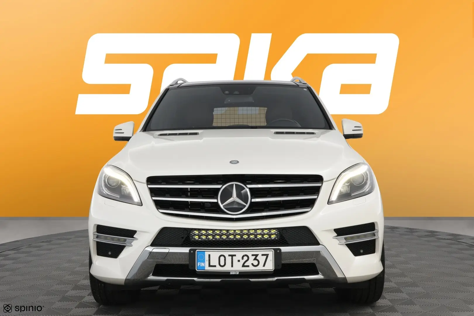 Car Image - 2H32mxr6qkgfHvuxbibUSz