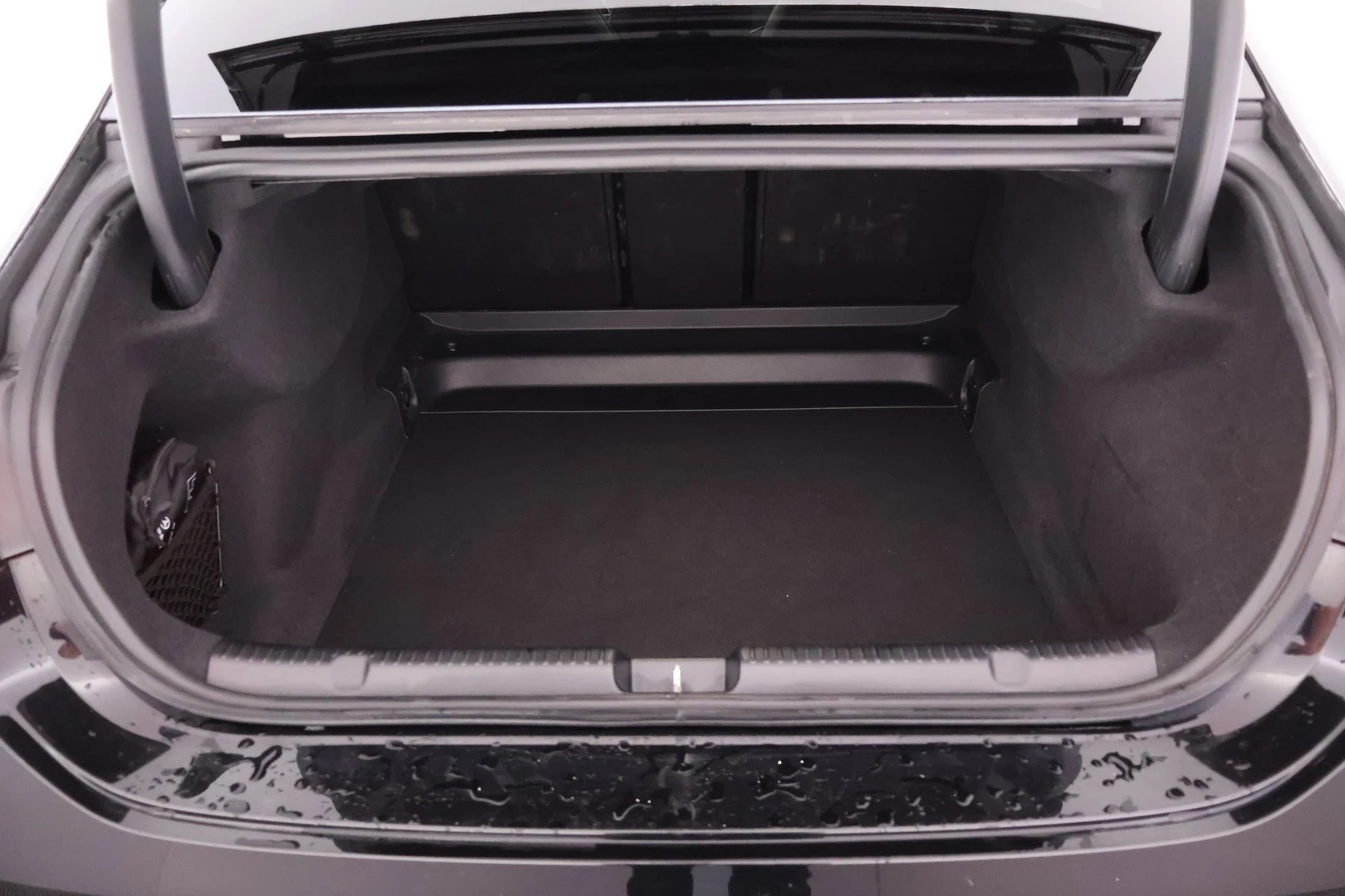 Car Image - 42kXQkk71xfVirX8fMBtYN